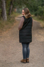 Load image into Gallery viewer, Harlow Long Vest (Olive &amp; Black)
