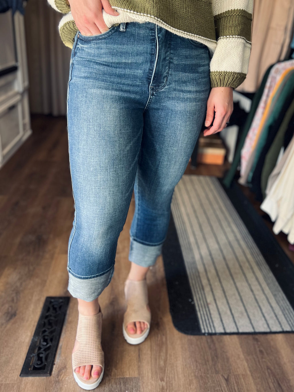 Ryder Cuffed Judy Blue Capri FINAL SALE