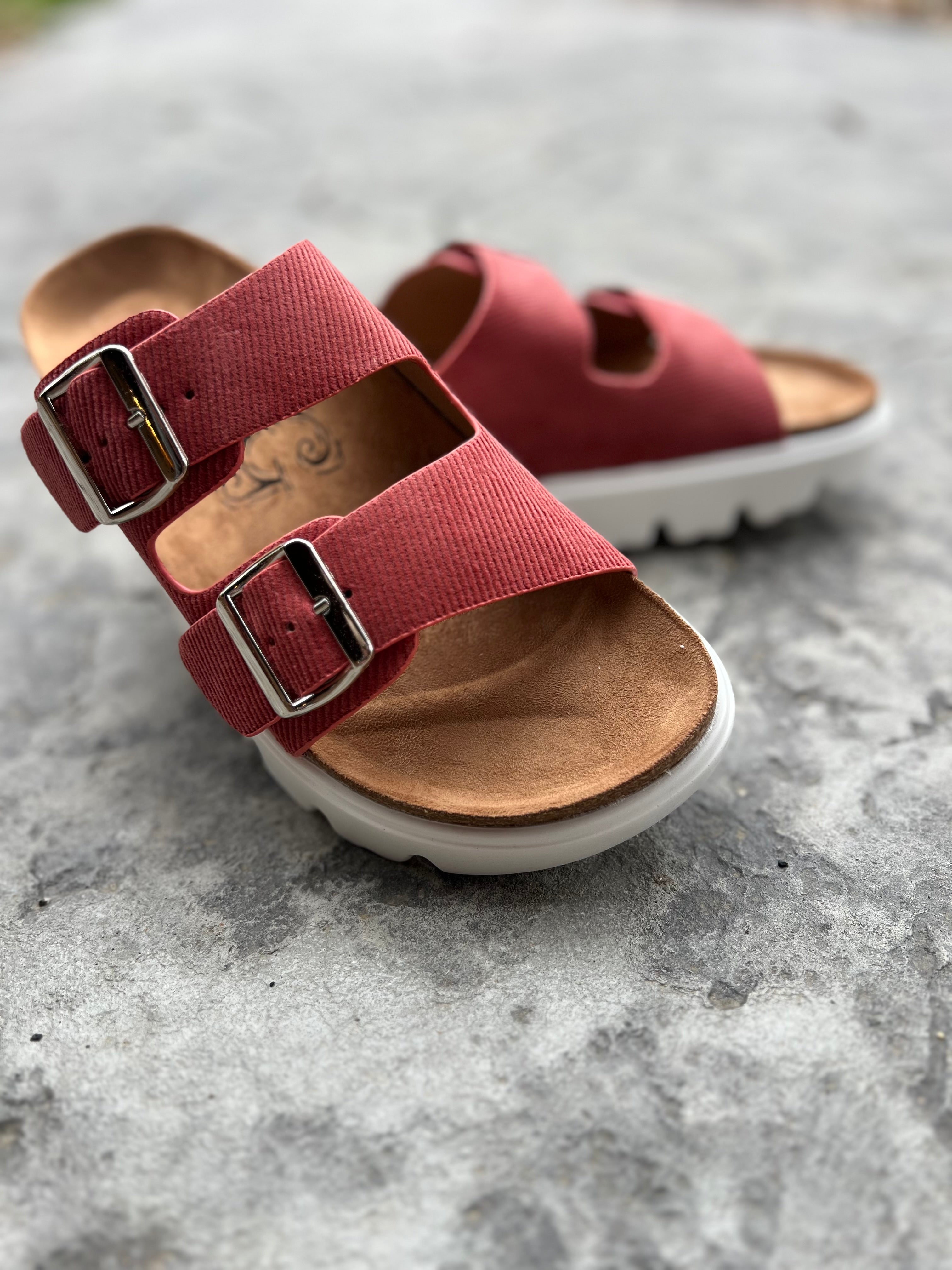 Jazmin Sandals by Very G in Red
