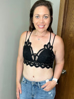 Load image into Gallery viewer, Flawless Lace Bra In Black
