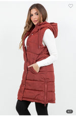 Load image into Gallery viewer, Polar Vest In Brick
