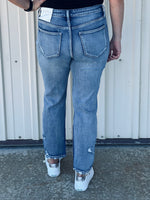 Load image into Gallery viewer, Savannah Jeans By Petra
