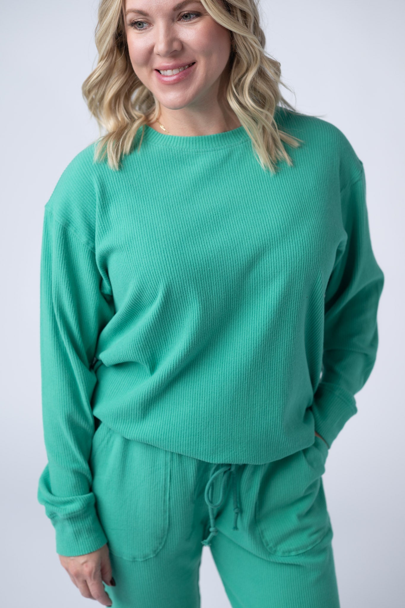 Corrine Ribbed Pullover Top - Emerald
