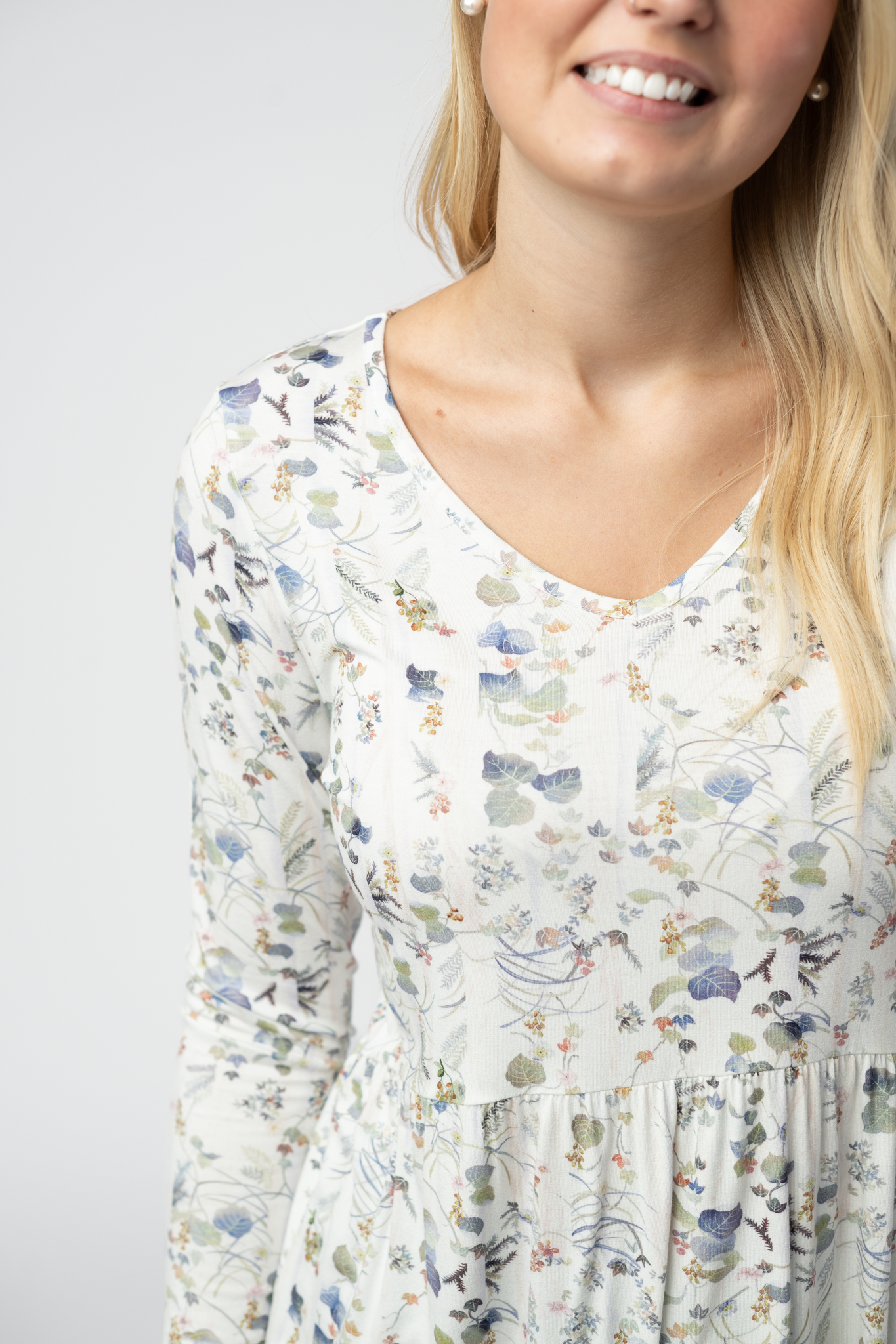 Long Sleeve Sarah Ruffle Top - Olive Meadow