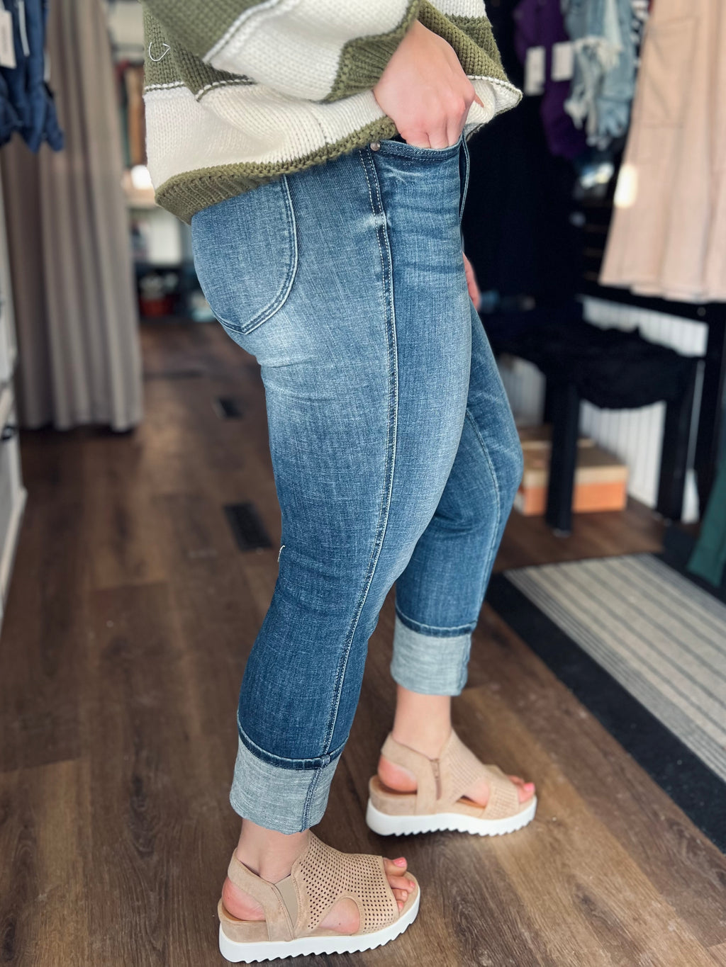 Ryder Cuffed Judy Blue Capri FINAL SALE