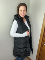 Load image into Gallery viewer, Polar Vest In Black
