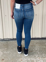 Load image into Gallery viewer, Within Reason Jeans By Petra
