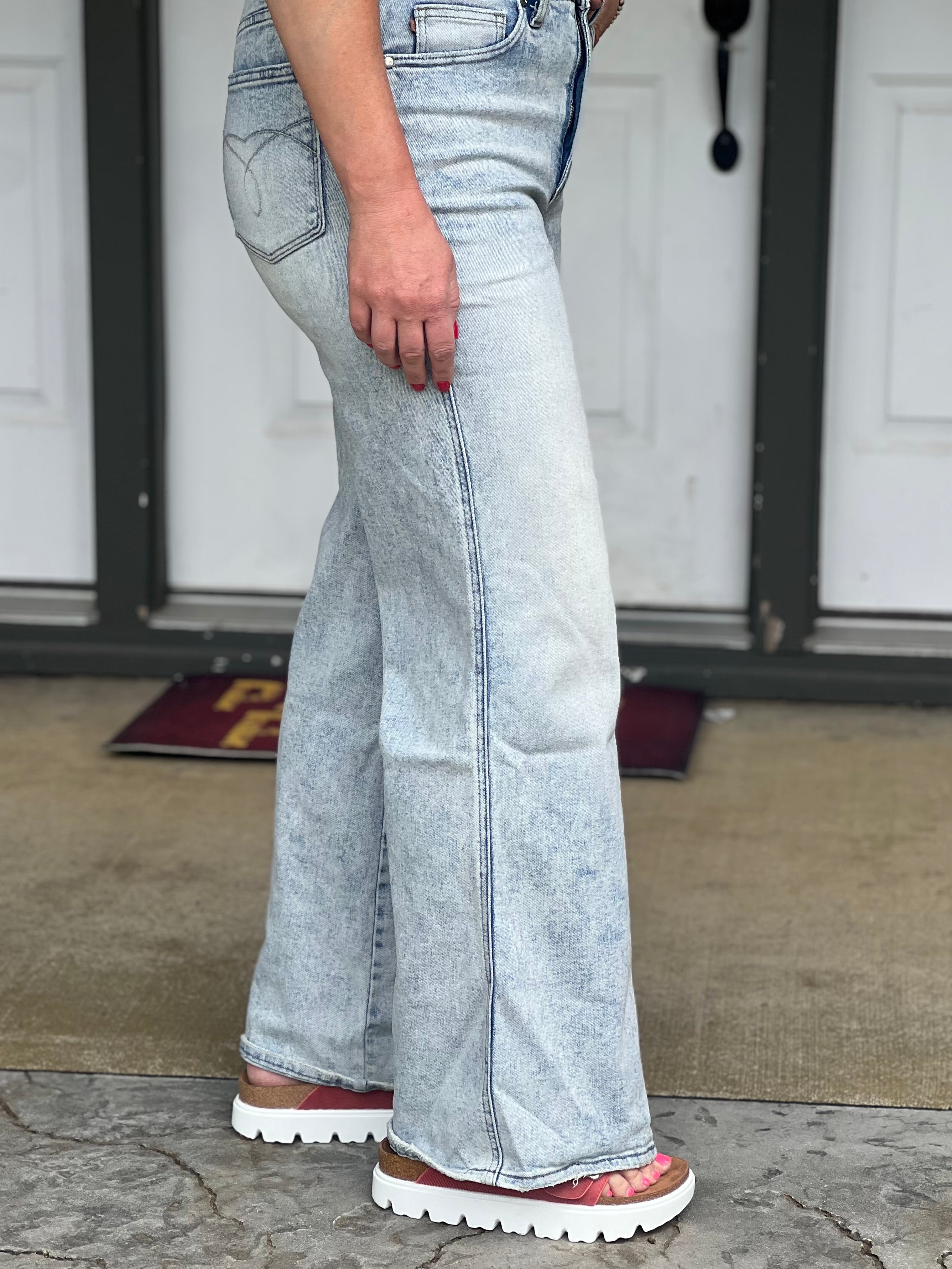 Miranda Retro Wide Leg Jeans by Judy Blue