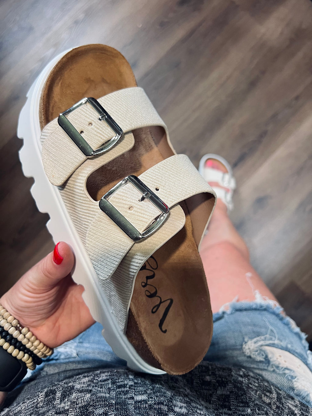 Jazmin Sandals Very G In Cream FINAL SALE
