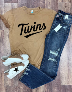 Twins Tee in Mineral Sandstone