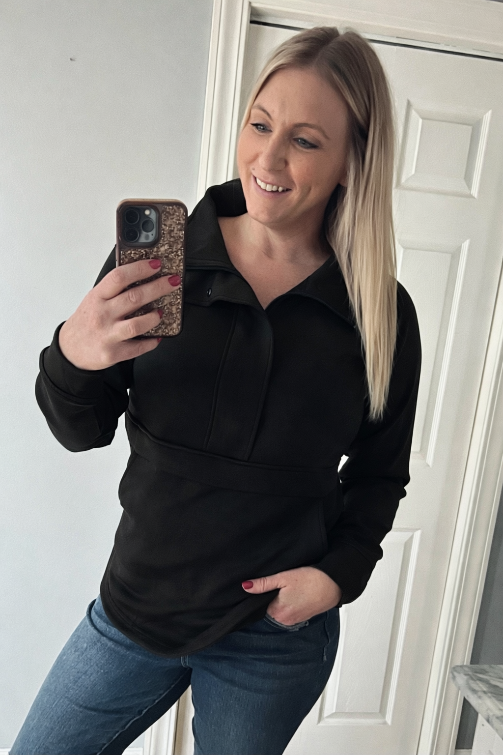 The Mia Scuba Halfzip in Black