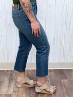 Load image into Gallery viewer, Judy Blue Freed Straight Crop Jeans
