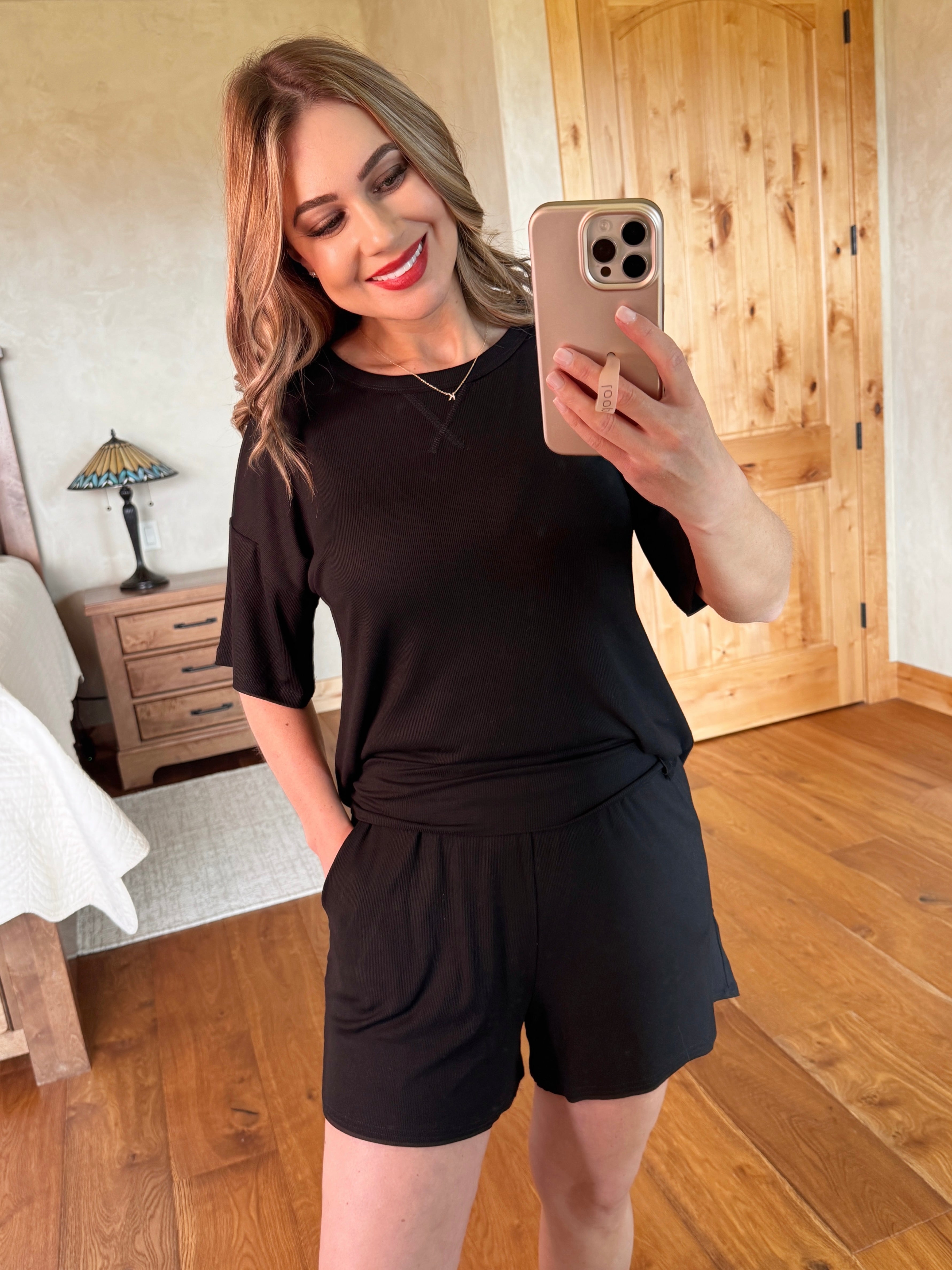 Ribbed Knit Short Set In Black