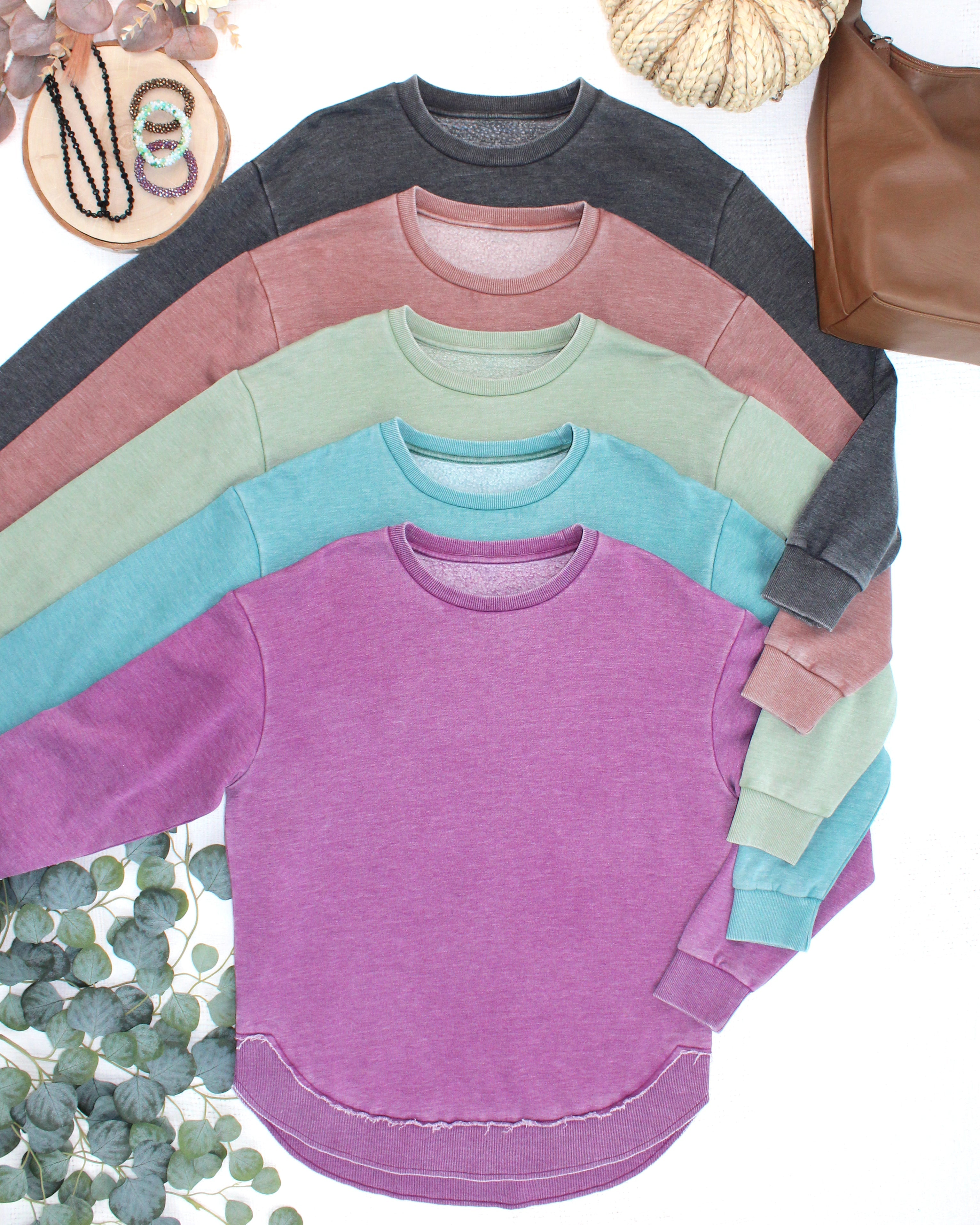 Vintage Wash Pullover - Purple