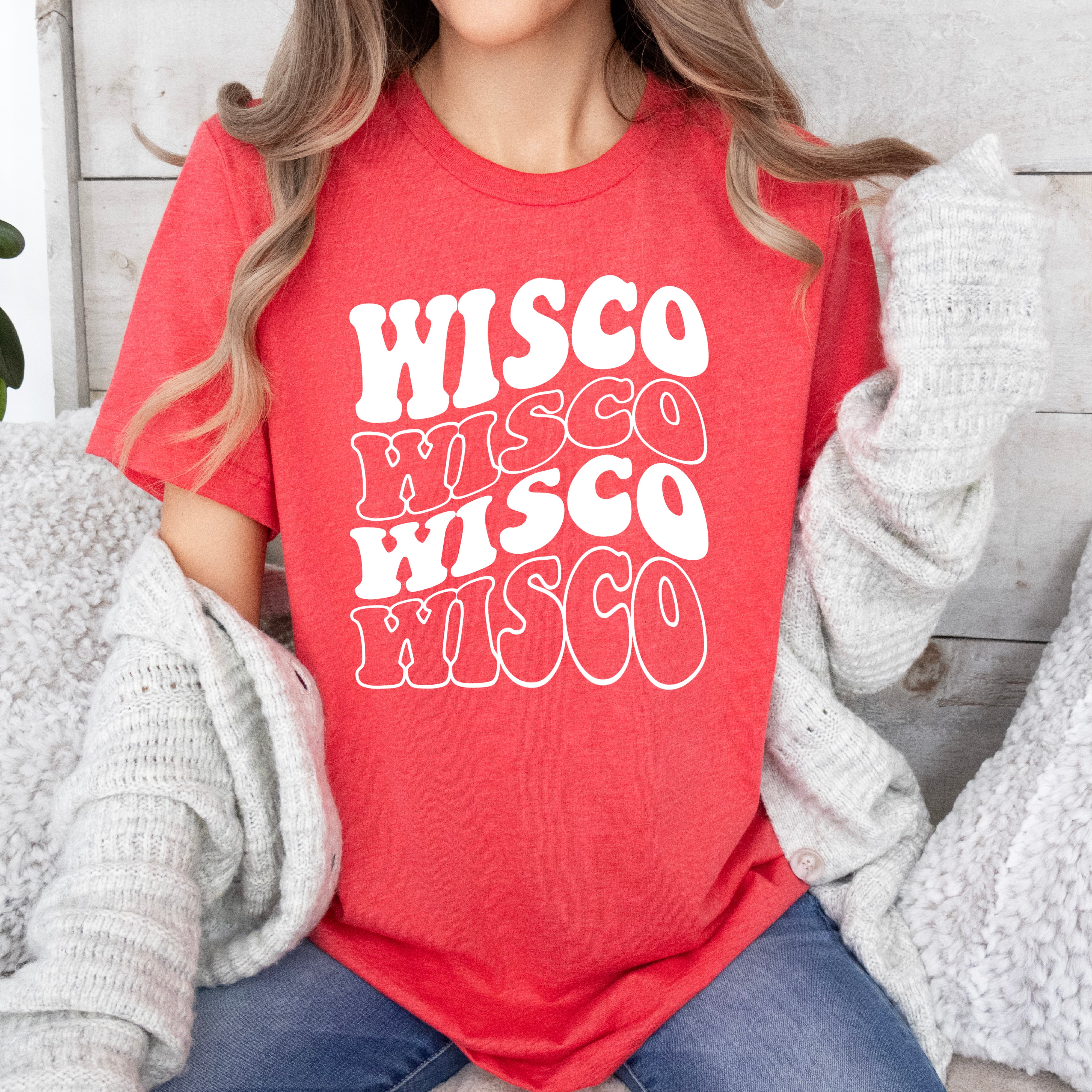 Wisco Tee in Red or White